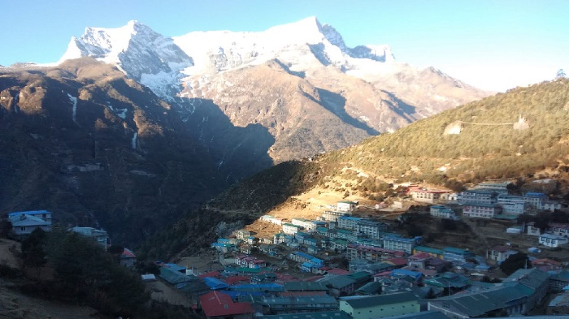 चिसो बढेसँगै सगरमाथा क्षेत्रमा ३० प्रतिशतले घटे पर्यटक